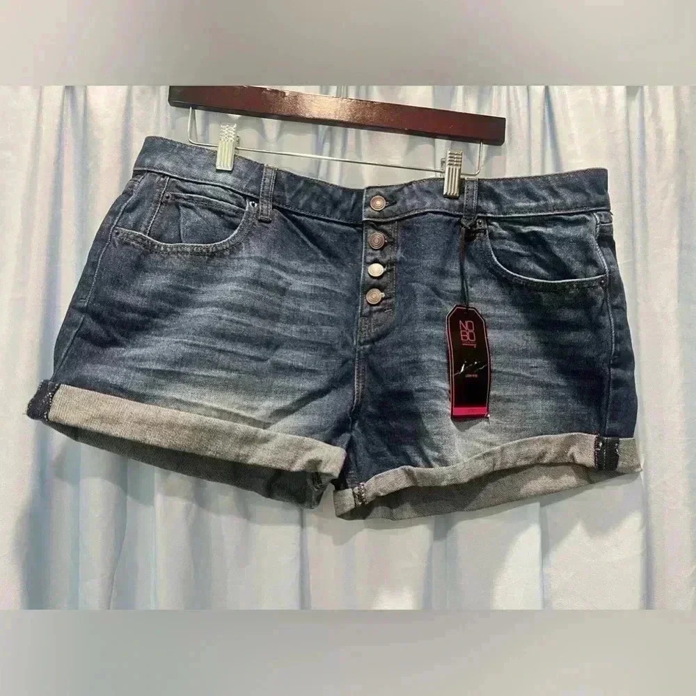 No Boundaries Juniors Size 17 Blue Denim Shorts Cuffed Hem Front Button Closure‌